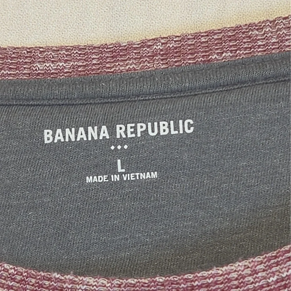 Banana Republic Men's Large Marled Burgundy Long Sleeve Crewneck Knit Shirt